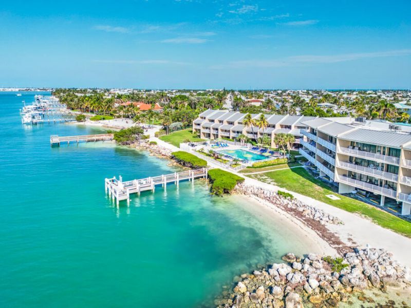 1133 W Ocean Drive, Unit 13, Key Colony, FL 33051 Photo