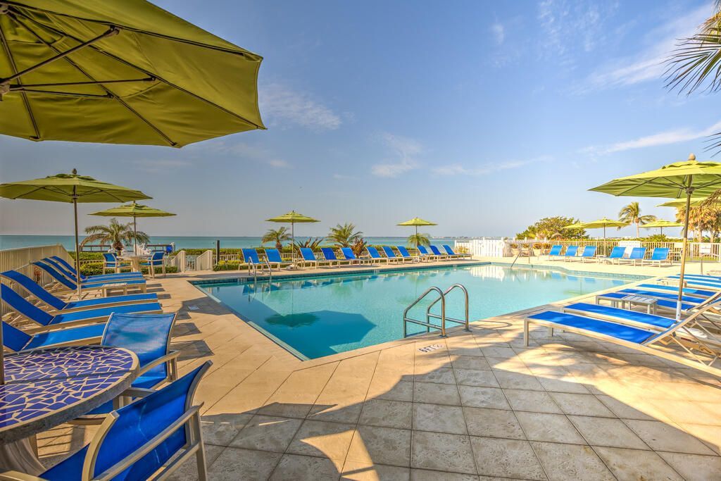 1133 W Ocean Drive, Unit 13, Key Colony, FL 33051 Photo