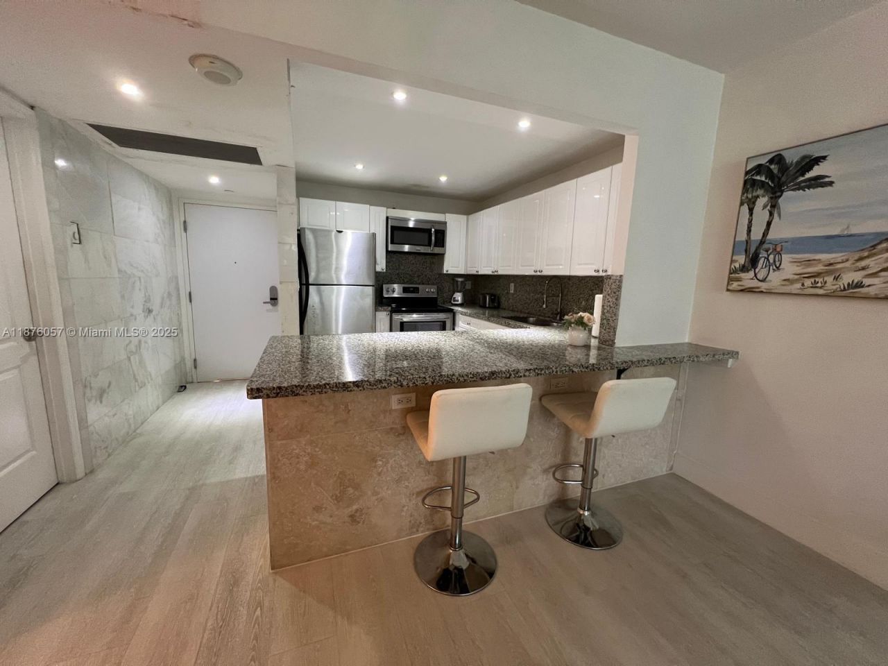 2301 Collins Ave, Unit 632, Miami Beach, FL 33139 Photo