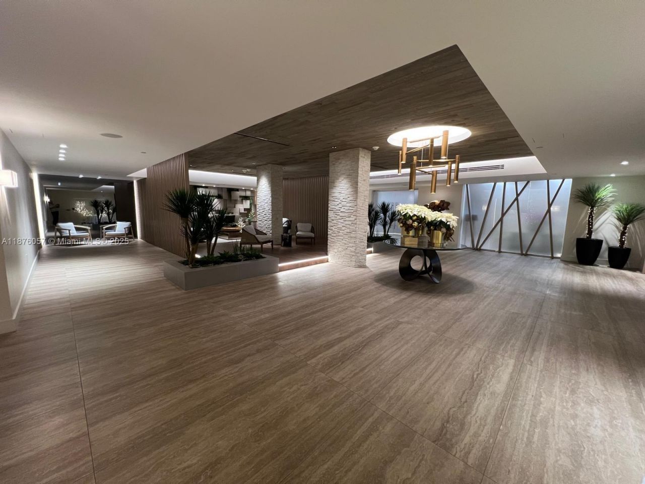 2301 Collins Ave, Unit 632, Miami Beach, FL 33139 Photo