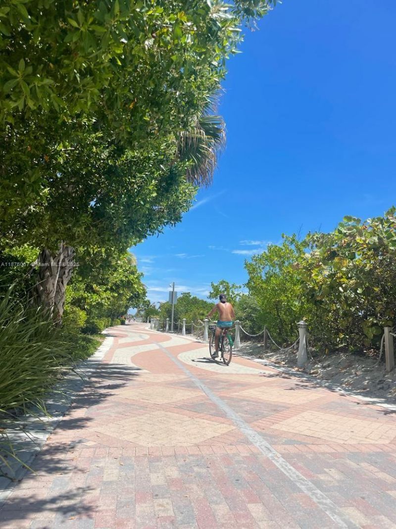 2301 Collins Ave, Unit 632, Miami Beach, FL 33139 Photo