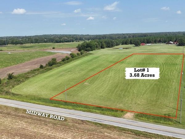 Midway Road, Lena, MS 39094