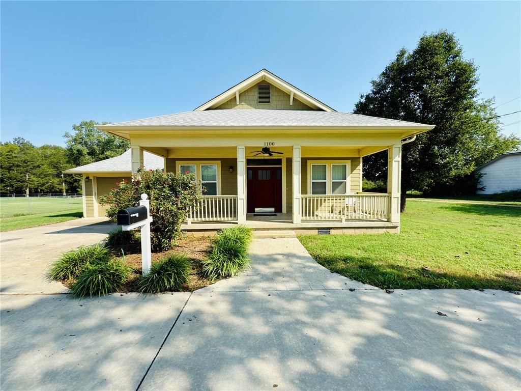 1100 Van Drive, Seminole, OK 74868 Main Photo