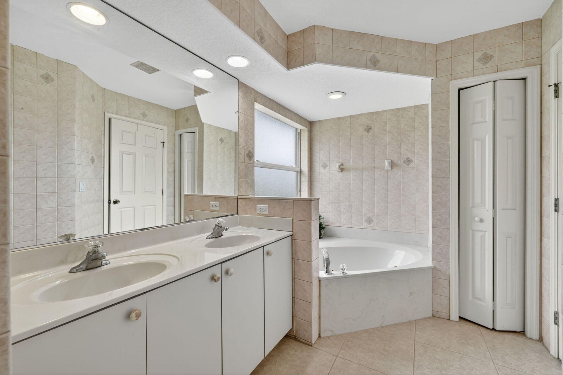 152 SW Hawthorne Circle, Port Saint Lucie, FL 34953 Photo