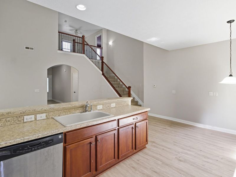 6115 Pasqual Avenue, Columbus, OH 43213 Photo 8