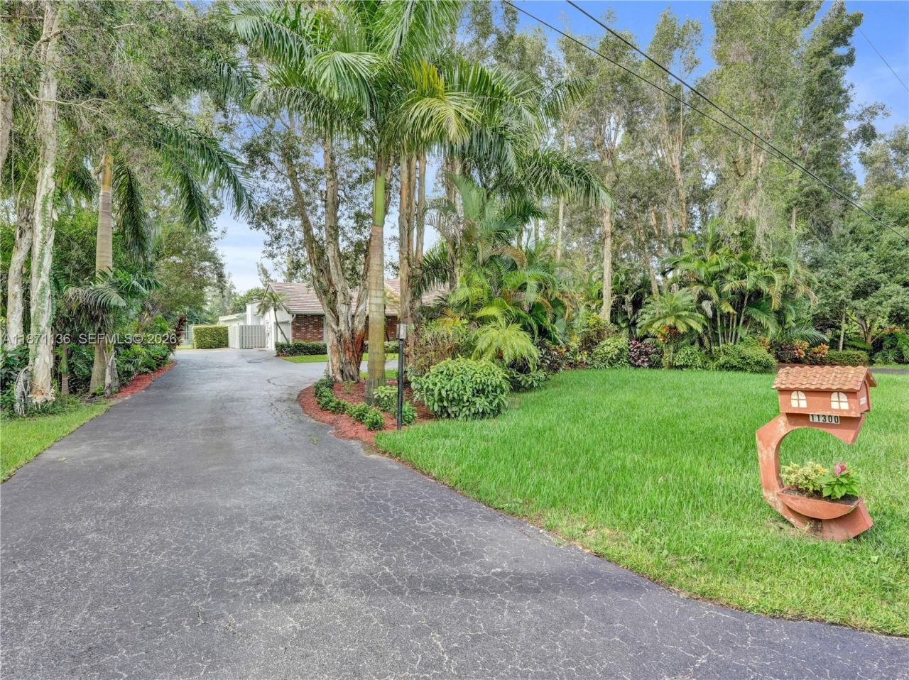 11300 Shady Lane, Plantation, FL 33325 Photo