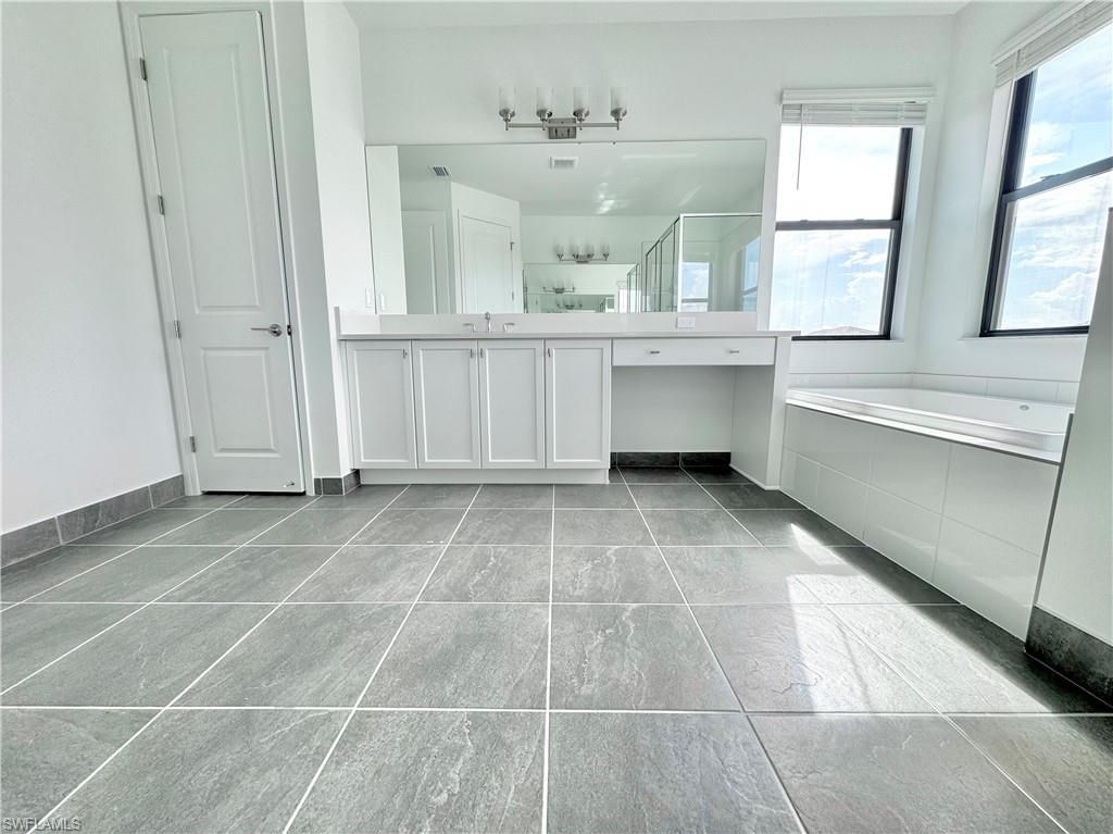 20885 Thistle Leaf Ln, Estero, FL 33928 Photo