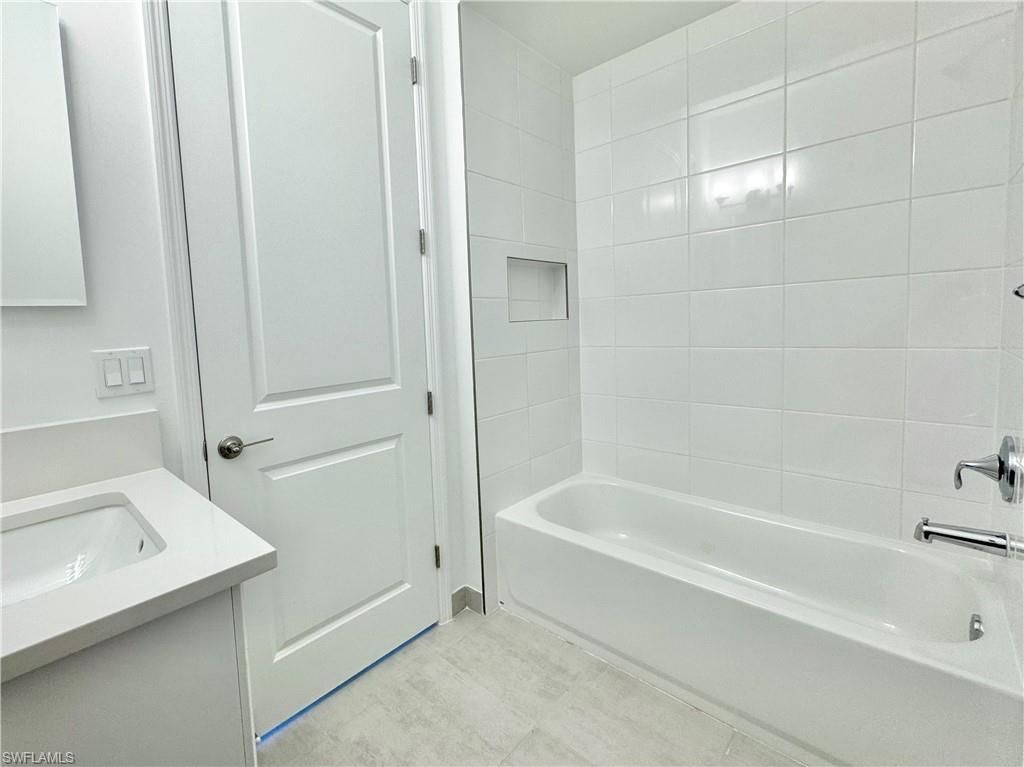 20885 Thistle Leaf Ln, Estero, FL 33928 Photo