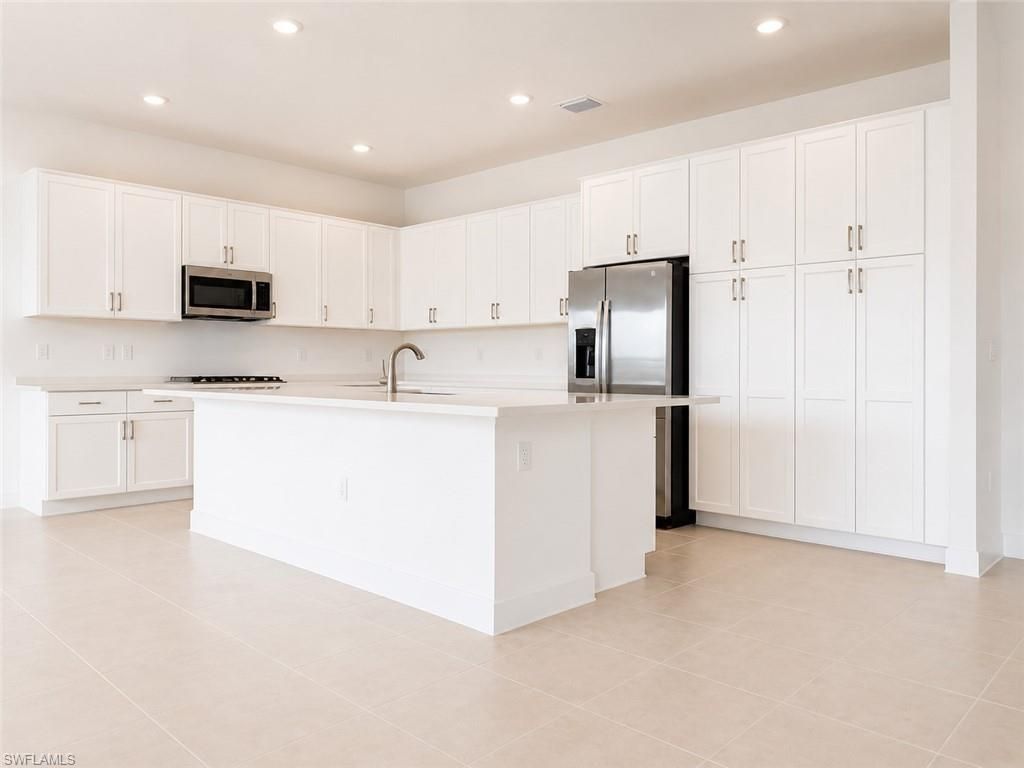 20885 Thistle Leaf Ln, Estero, FL 33928 Photo