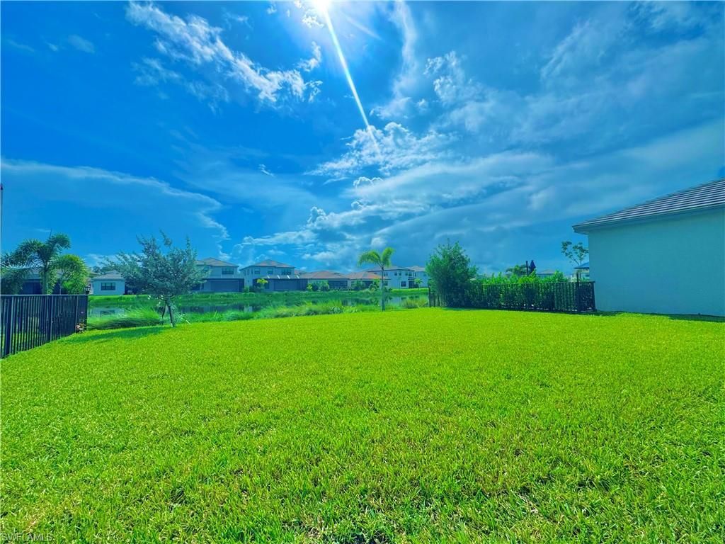 20885 Thistle Leaf Ln, Estero, FL 33928 Photo