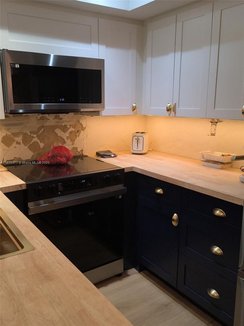 839 NW 13th Ave, Fort Lauderdale, FL 33311 Photo