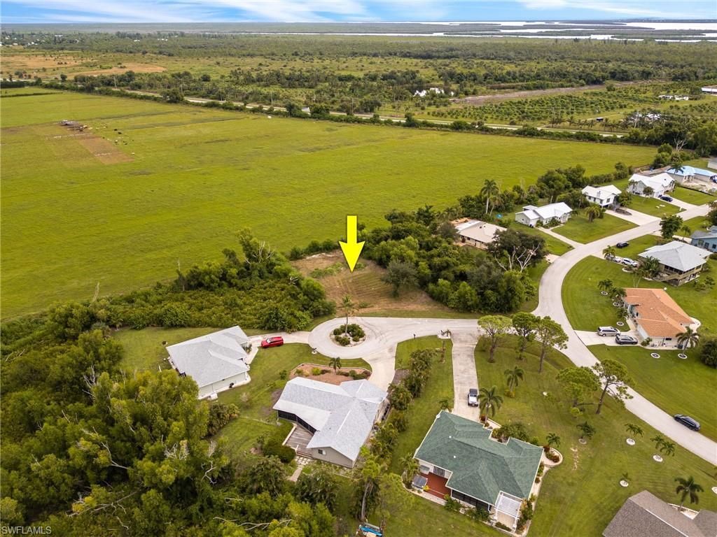 4491 Pine Hill Ct, Saint James City, FL 33956 Photo