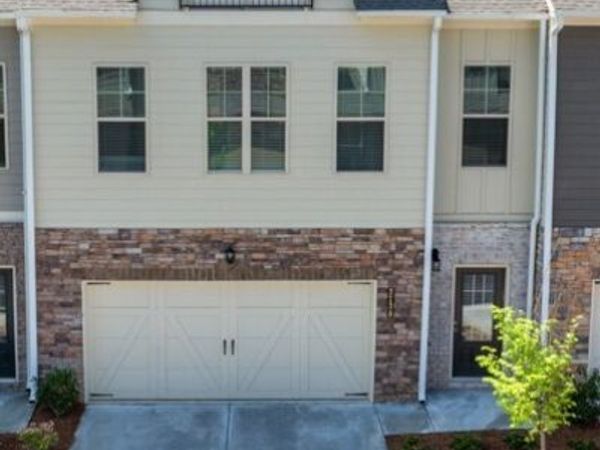 2130 Manor Pointe Drive, Cumming, GA 30041