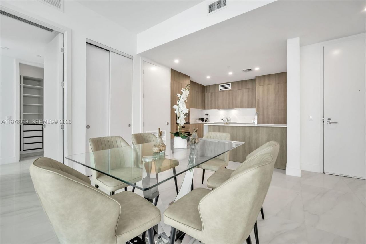 17550 Collins Ave, Unit 1003, Sunny Isles Beach, FL 33160 Photo