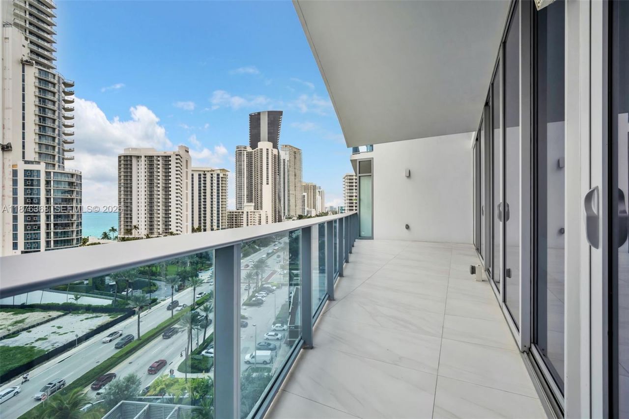 17550 Collins Ave, Unit 1003, Sunny Isles Beach, FL 33160 Photo