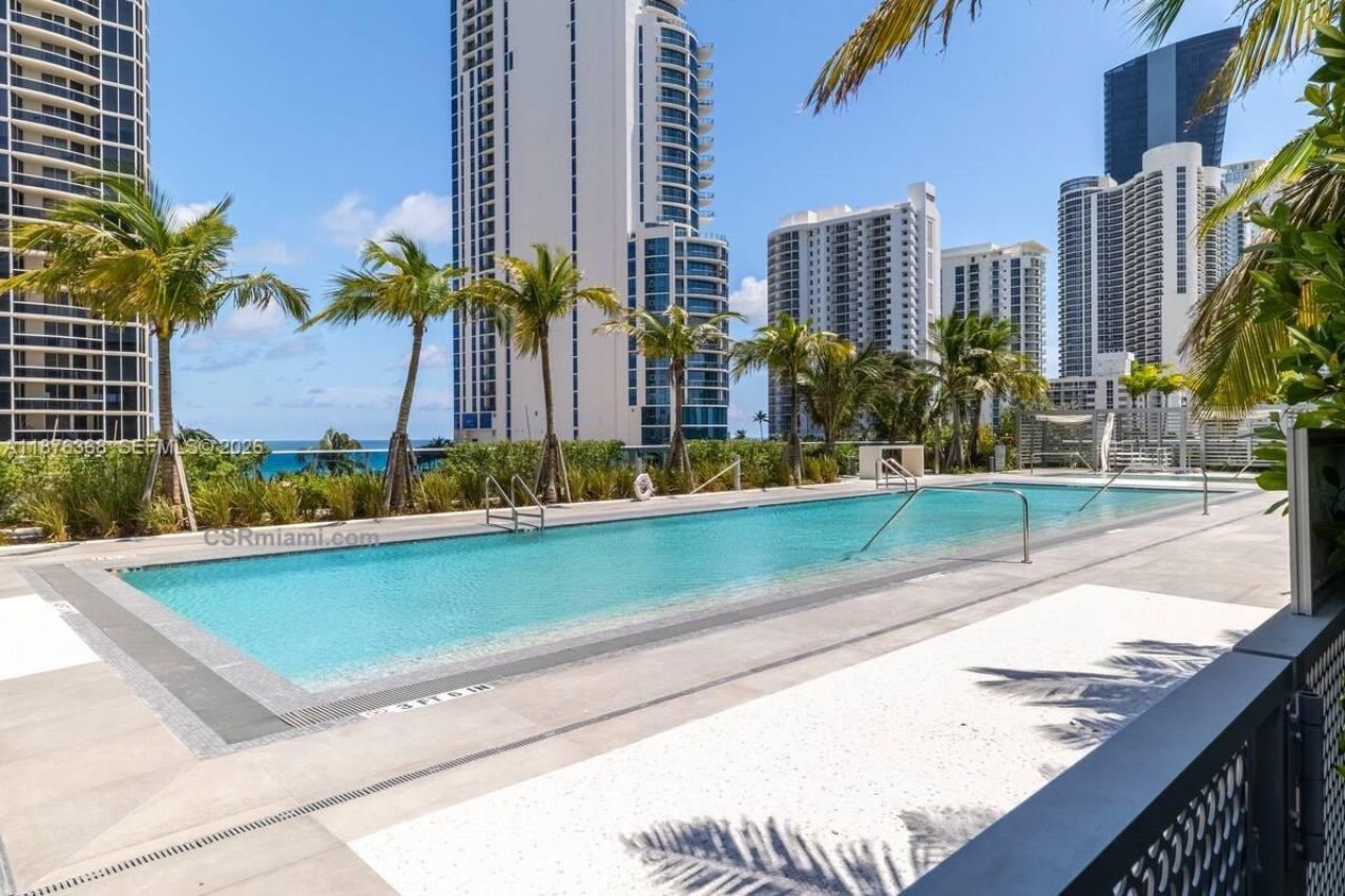 17550 Collins Ave, Unit 1003, Sunny Isles Beach, FL 33160 Photo
