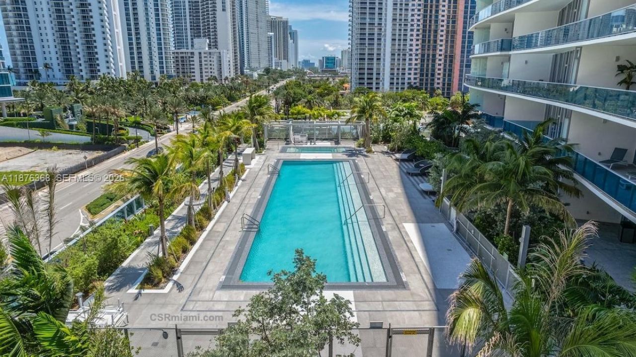 17550 Collins Ave, Unit 1003, Sunny Isles Beach, FL 33160 Photo