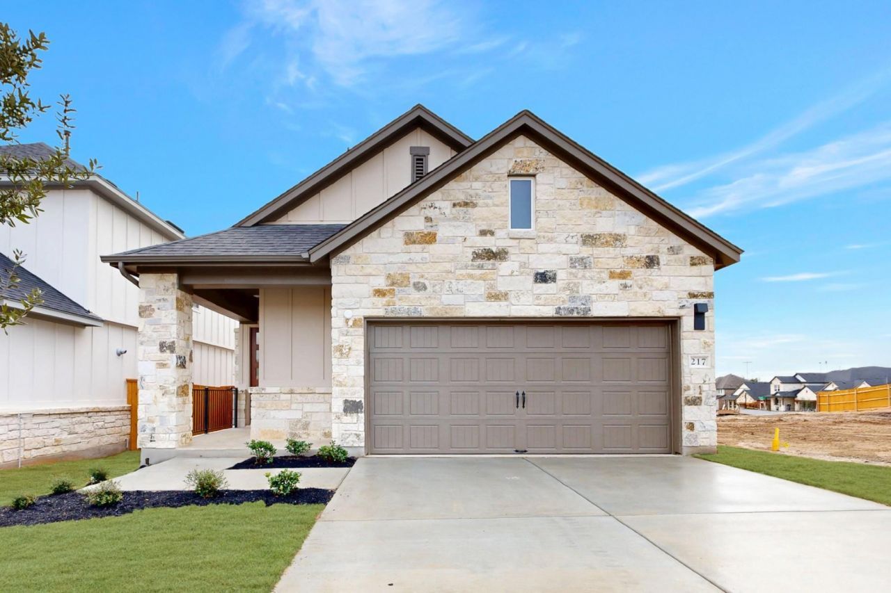 217 Grayson Elm Pass, Dripping Springs, TX 78620 Main Photo