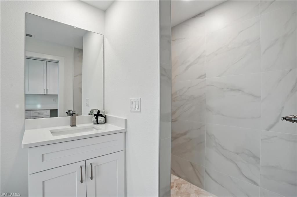 2216 SW 4th Ave, Cape Coral, FL 33991 Photo