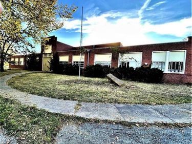 455 Schools Way, Holt, MO 64048