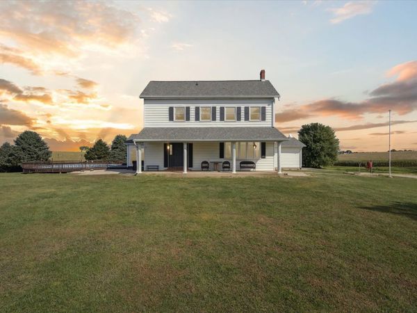 8548 E Edwardsville Road, German Valley, IL 61039