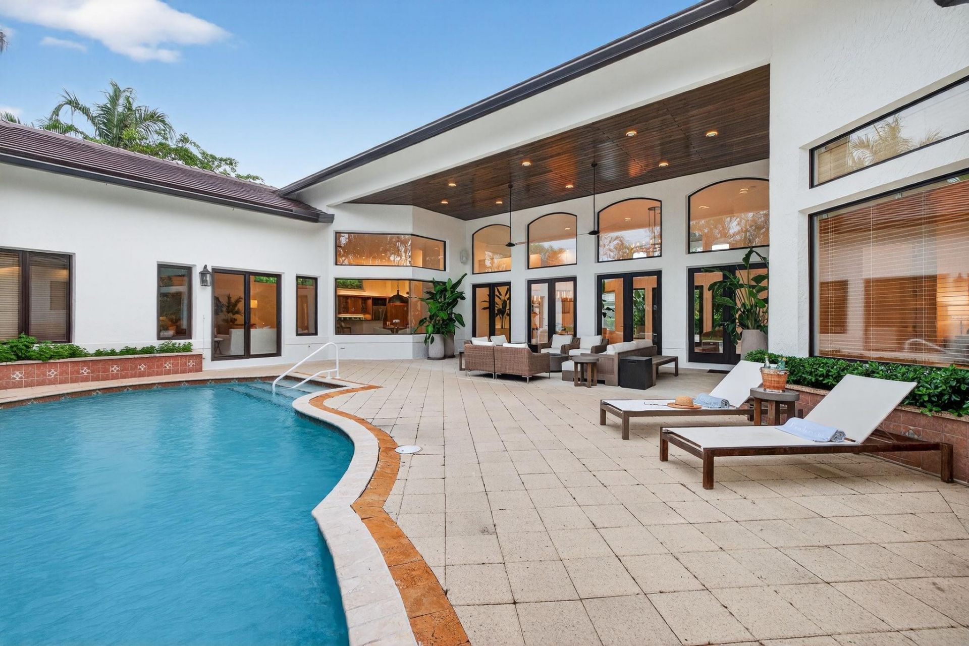 1518 E Lake Drive, Fort Lauderdale, FL 33316 Photo