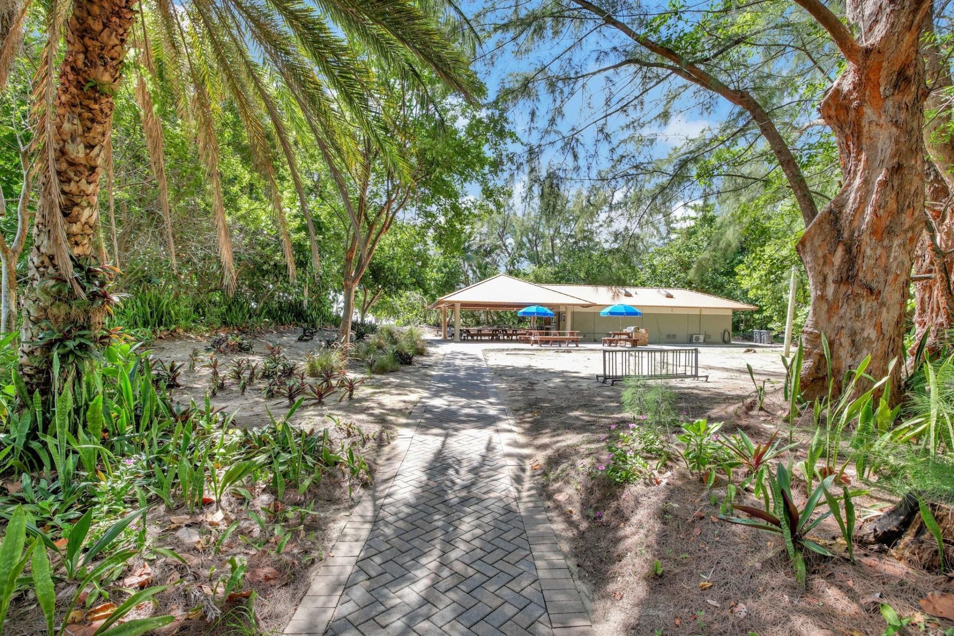 1518 E Lake Drive, Fort Lauderdale, FL 33316 Photo