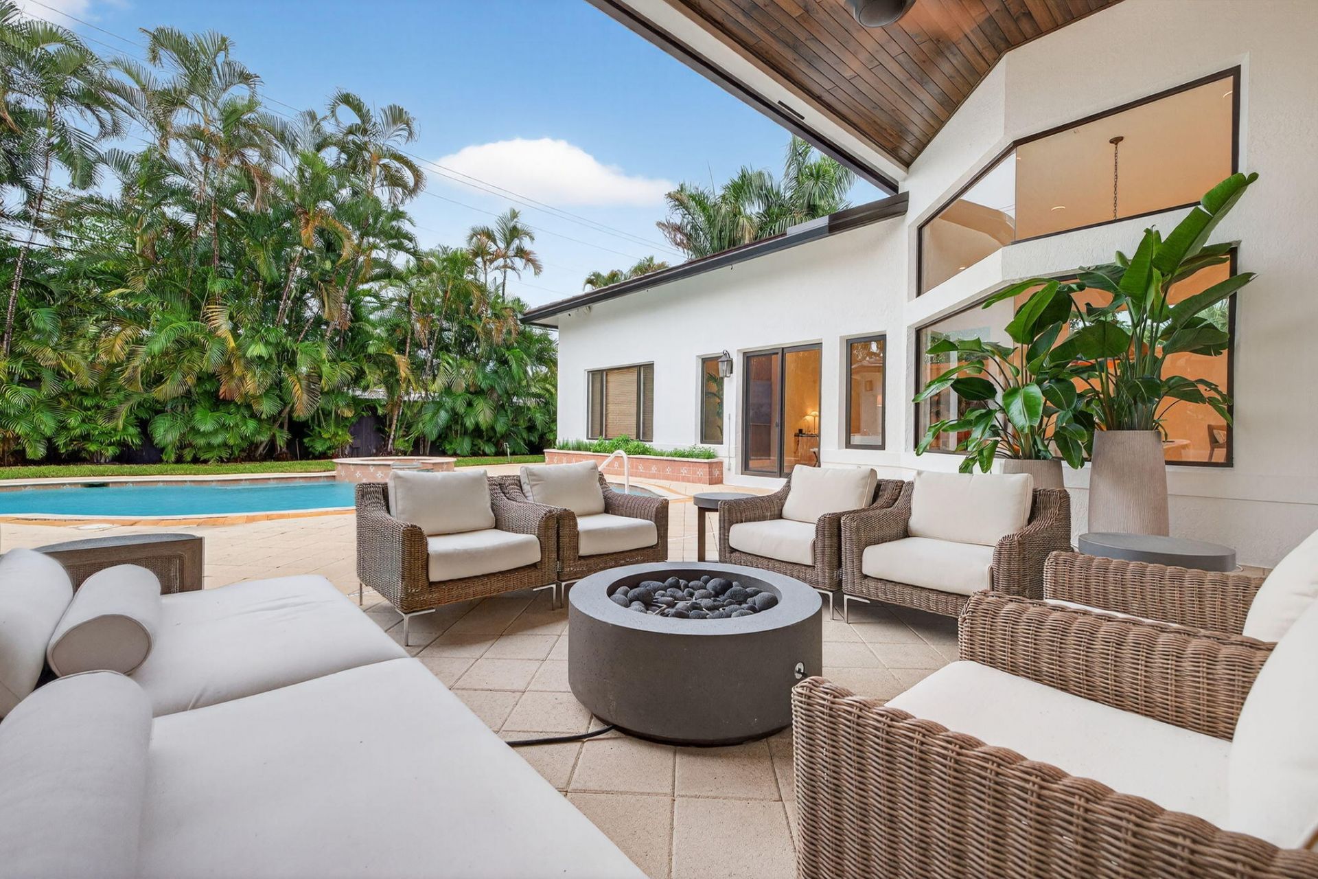 1518 E Lake Drive, Fort Lauderdale, FL 33316 Photo