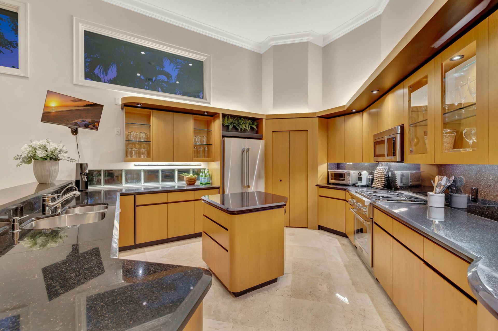 1518 E Lake Drive, Fort Lauderdale, FL 33316 Photo