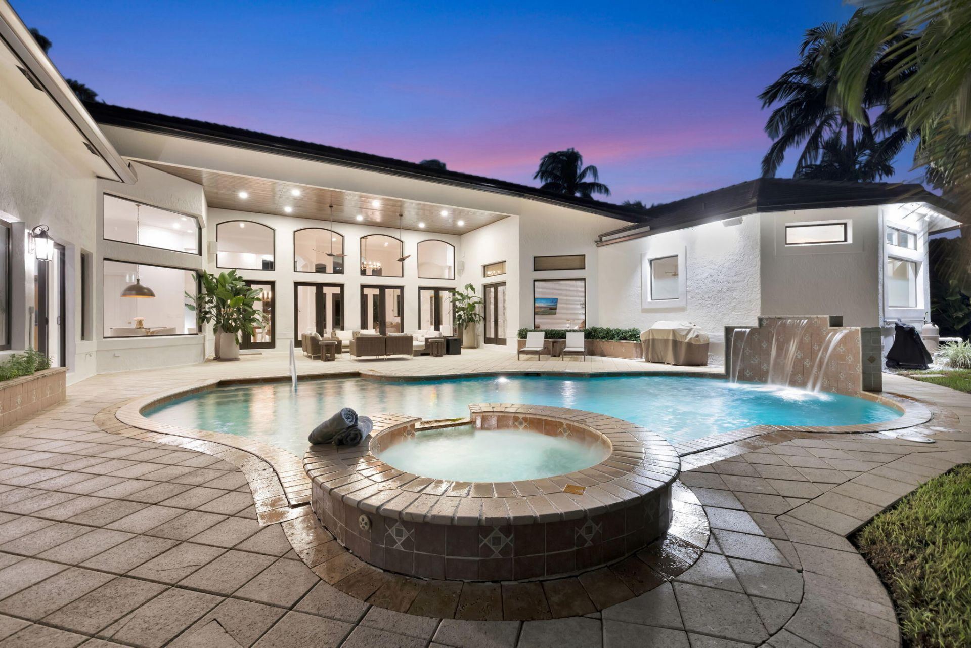 1518 E Lake Drive, Fort Lauderdale, FL 33316 Photo