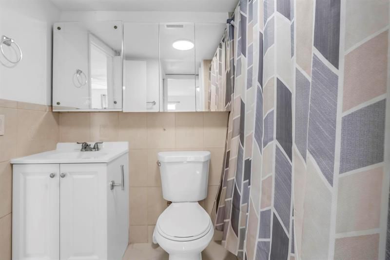 4805 NW 7th St, Unit 105-15, Miami, FL 33126 Photo