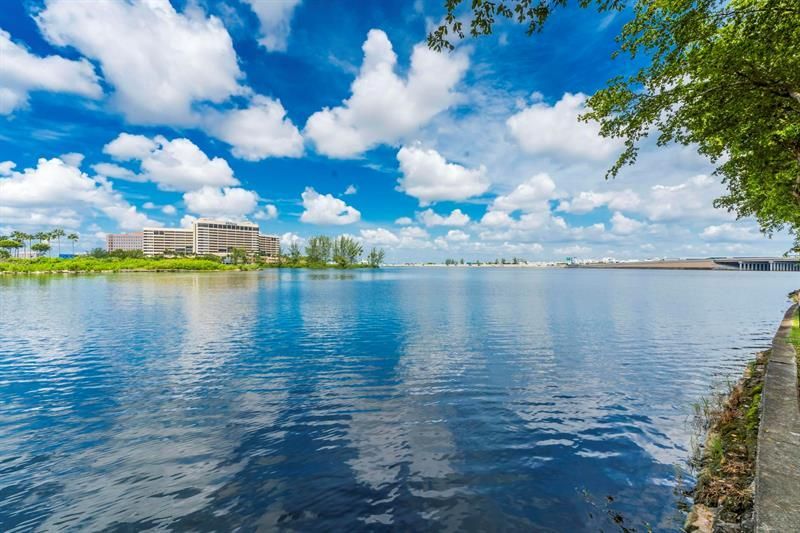 4805 NW 7th St, Unit 105-15, Miami, FL 33126 Photo