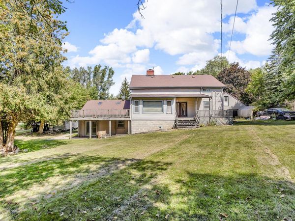 8825 Mills Road, Manitou Beach, MI 49253