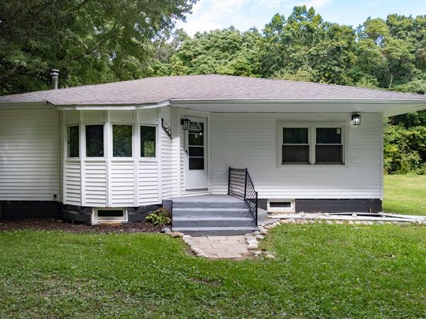 11915 E L Avenue, Galesburg, MI 49053