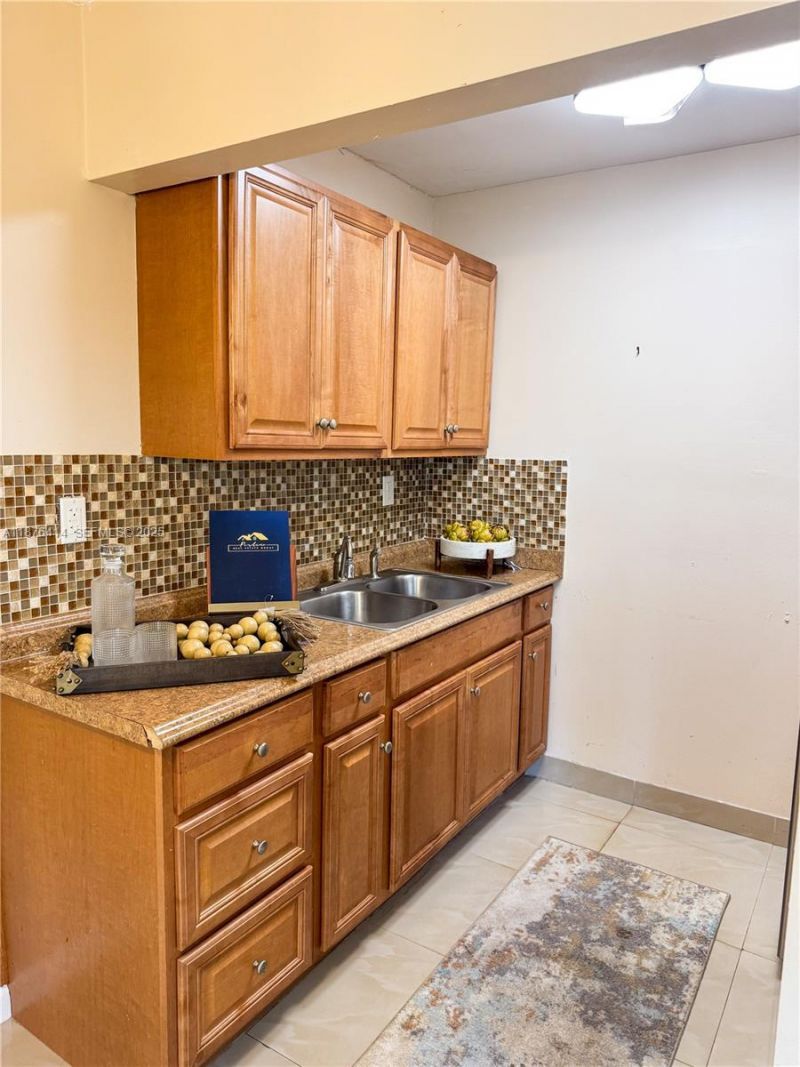 2145 Pierce St, Unit 118, Hollywood, FL 33020 Photo