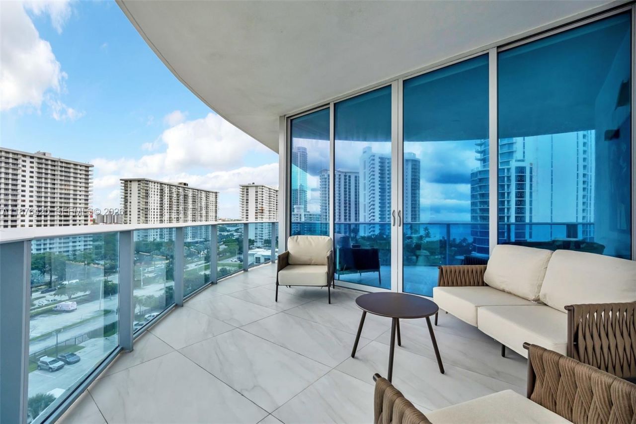 17550 Collins Ave, Unit 801, Sunny Isles Beach, FL 33160 Photo
