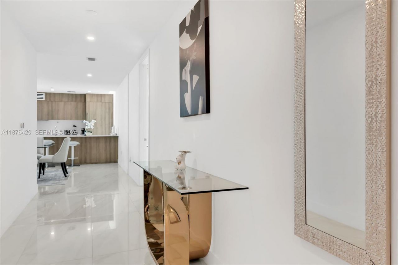 17550 Collins Ave, Unit 801, Sunny Isles Beach, FL 33160 Photo