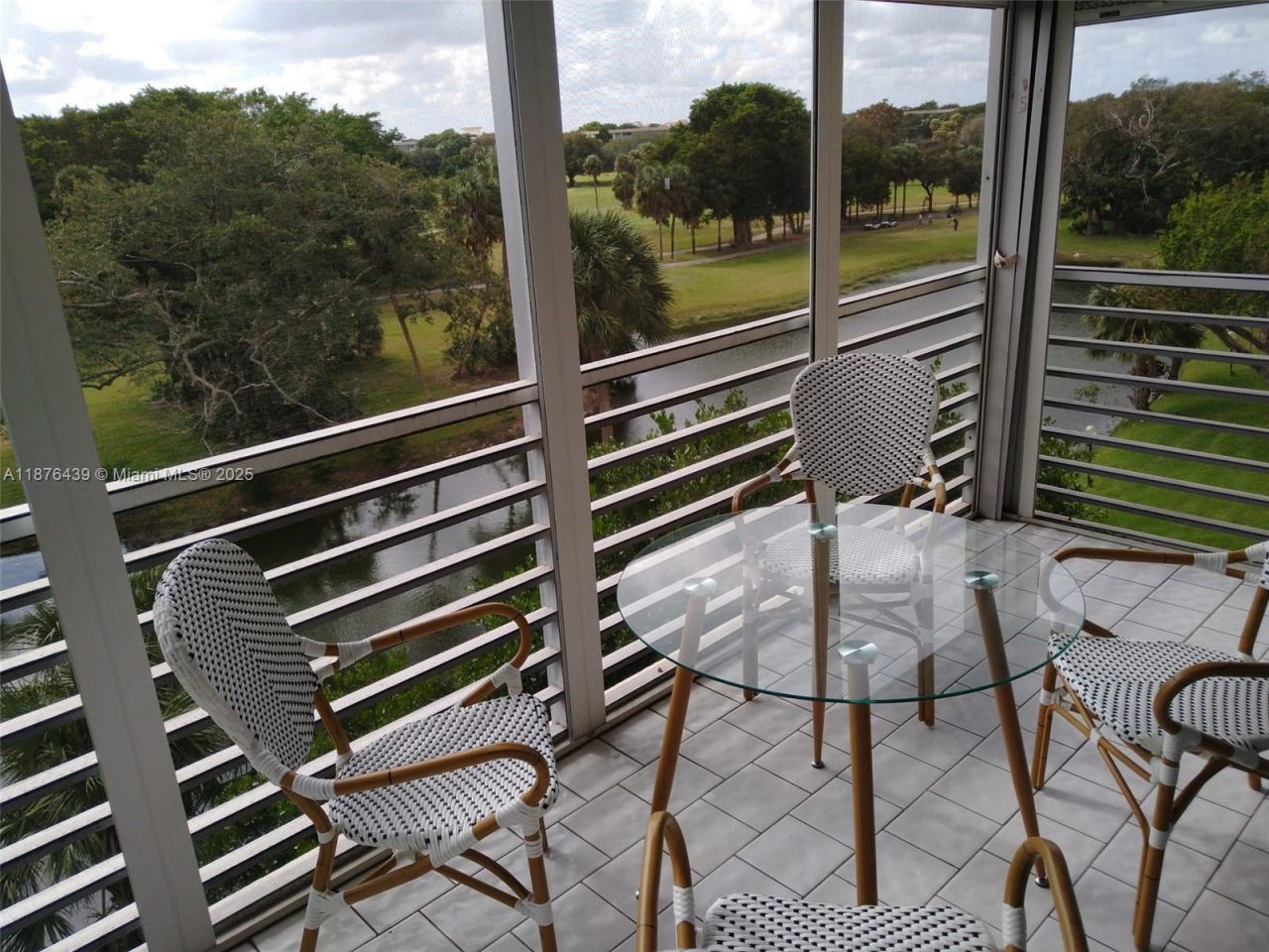 3510 Oaks Way, Unit 509, Pompano Beach, FL 33069 Photo