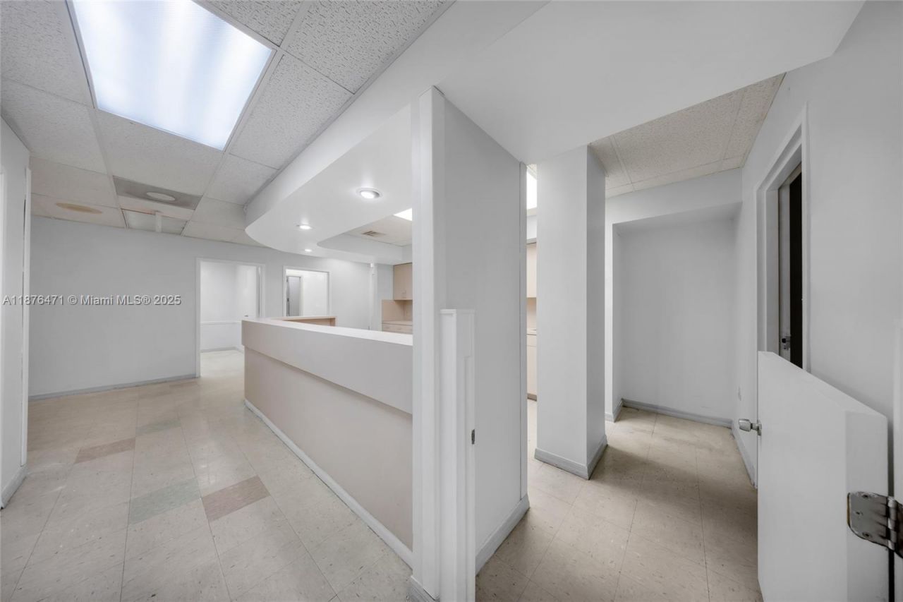 2901 NW 17th Ave, Miami, FL 33142 Photo