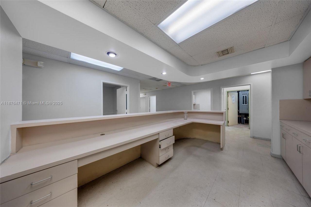 2901 NW 17th Ave, Miami, FL 33142 Photo