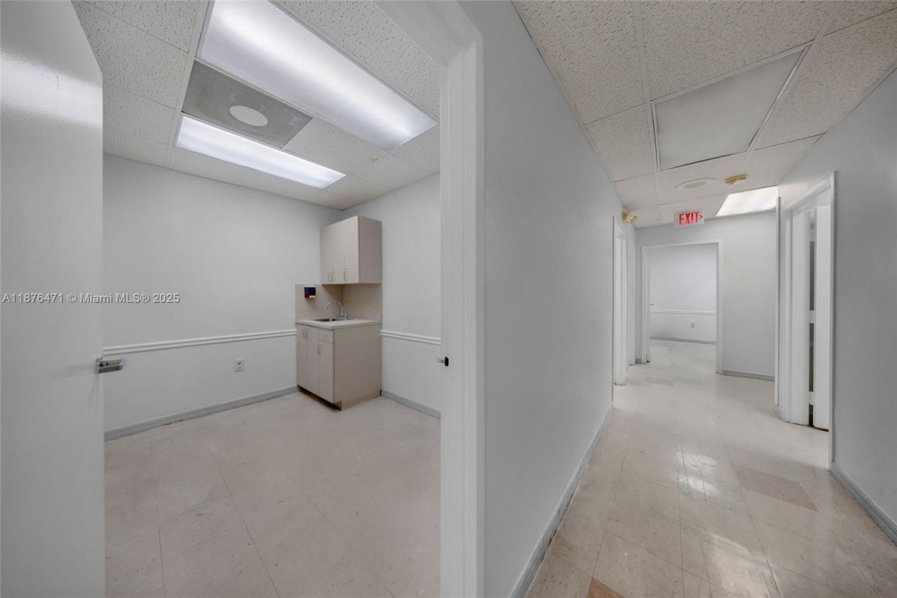 2901 NW 17th Ave, Miami, FL 33142 Photo