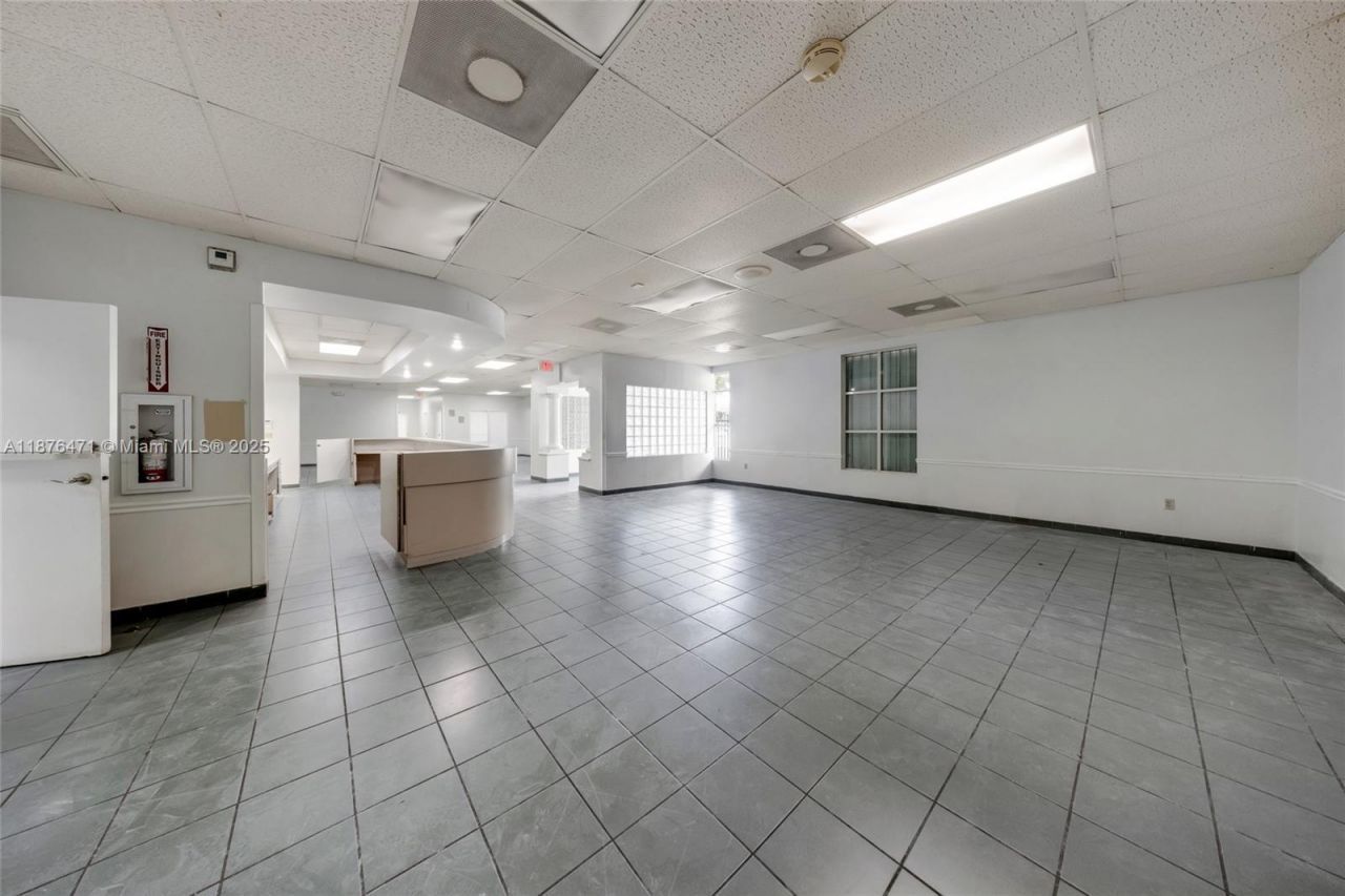 2901 NW 17th Ave, Miami, FL 33142 Photo