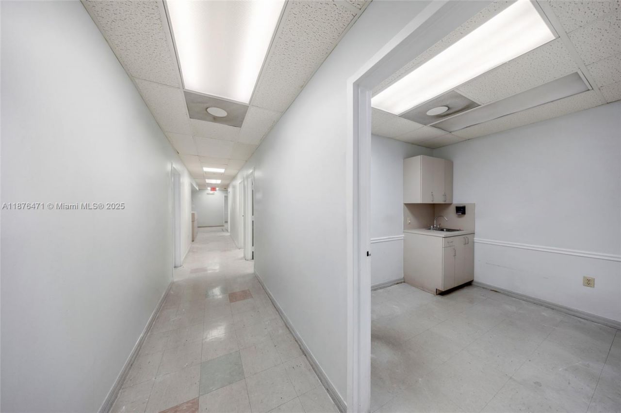 2901 NW 17th Ave, Miami, FL 33142 Photo