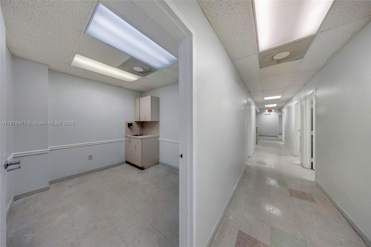 2901 NW 17th Ave, Miami, FL 33142 Photo