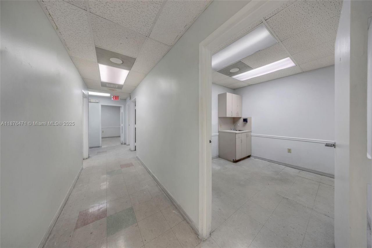 2901 NW 17th Ave, Miami, FL 33142 Photo