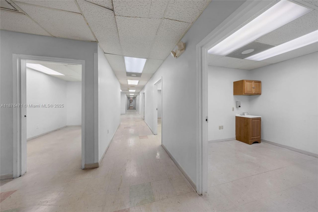 2901 NW 17th Ave, Miami, FL 33142 Photo