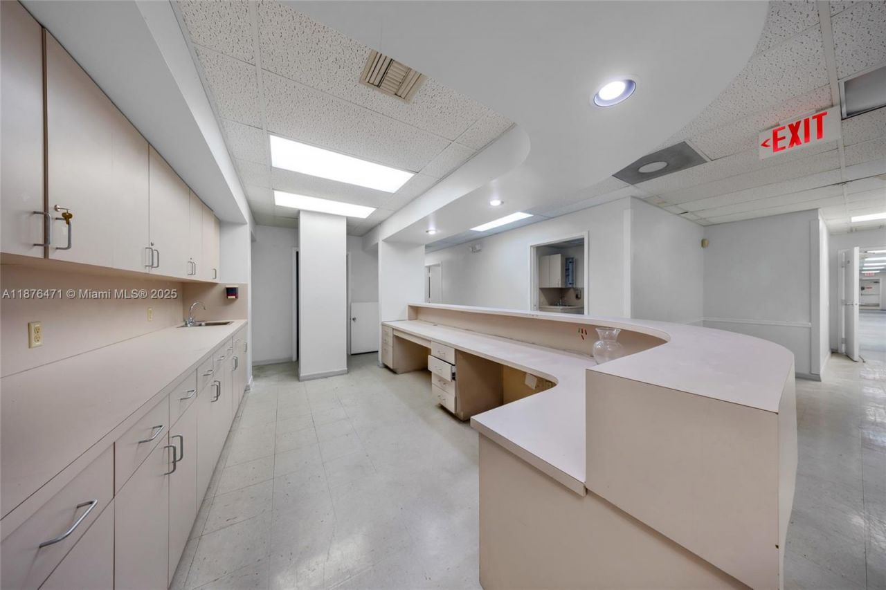 2901 NW 17th Ave, Miami, FL 33142 Photo