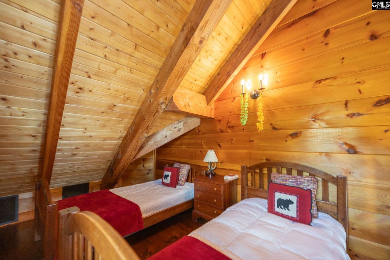 197 Smooth Rock Circle Photo 55