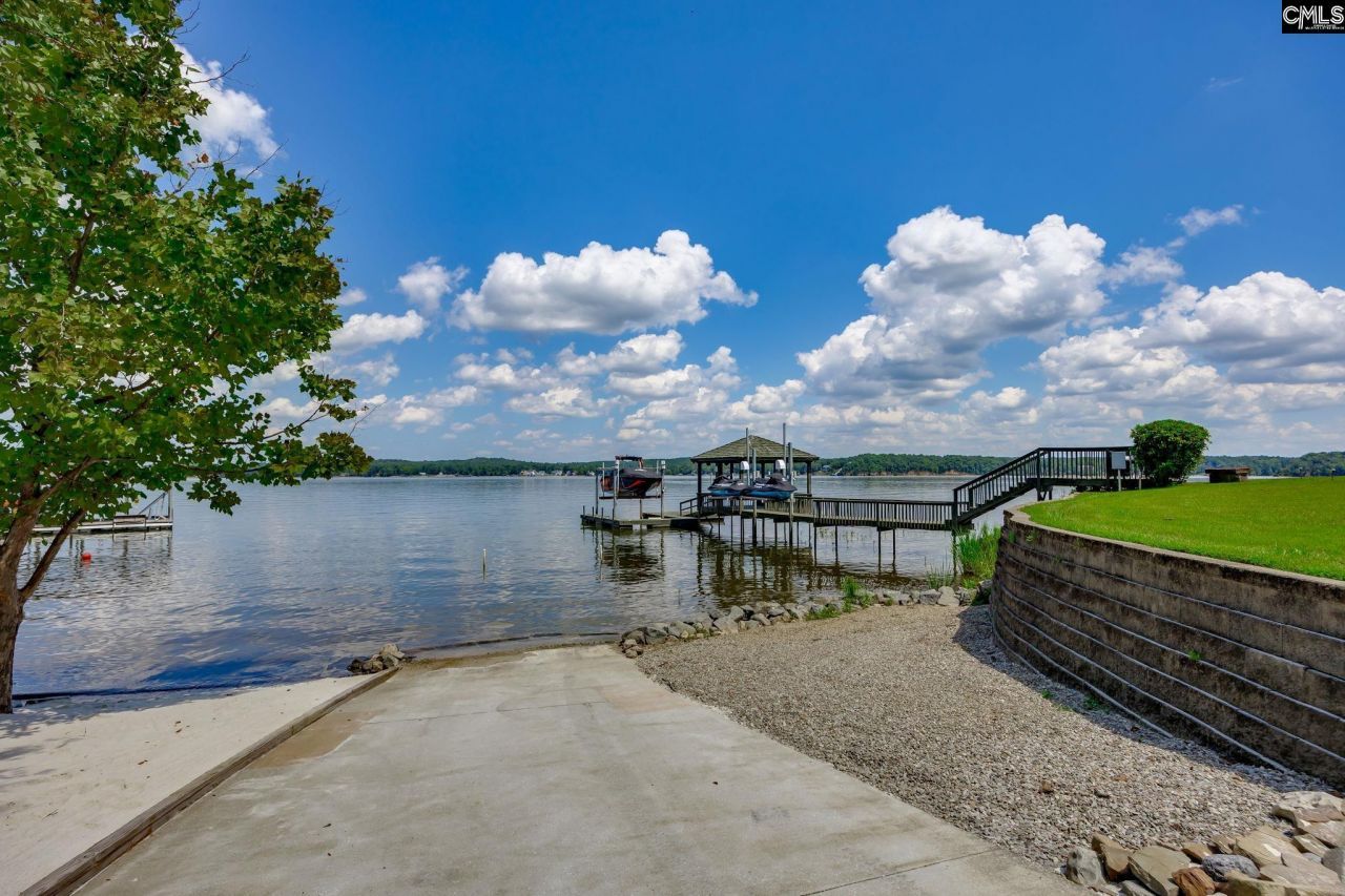 197 Smooth Rock Circle Photo 75