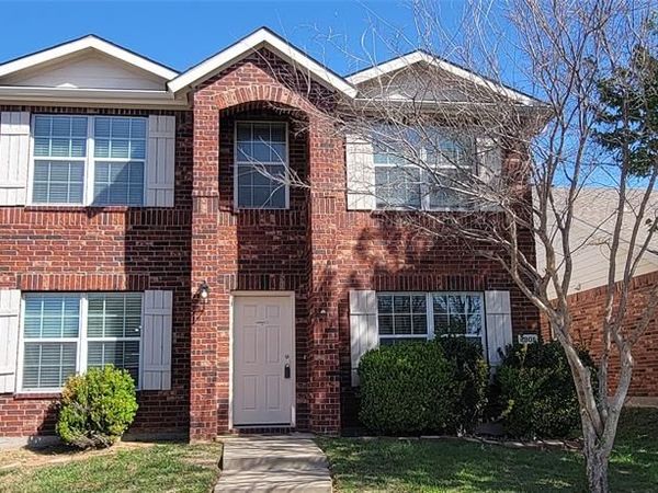 8805 Wayne Street, Cross Roads, TX 76227